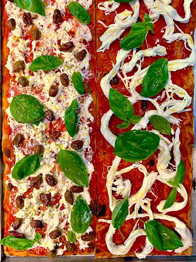 Pizza Ruver al pomodoro